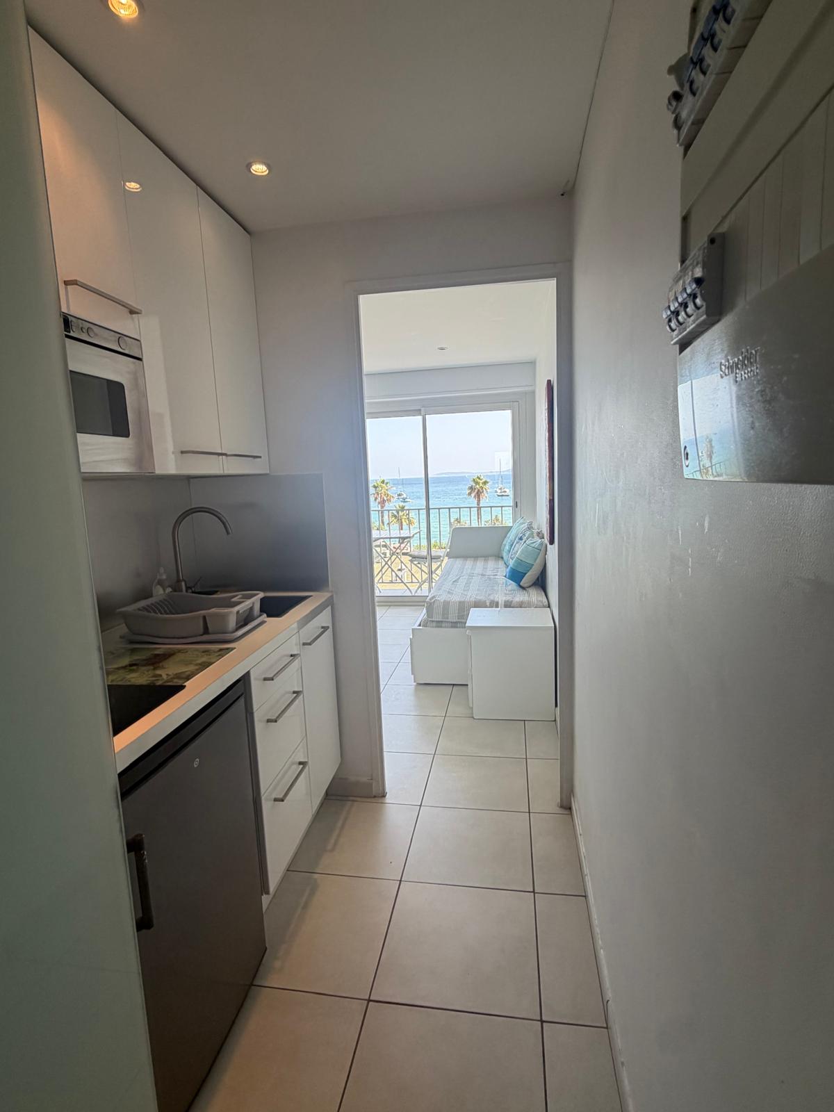 Kitchenette